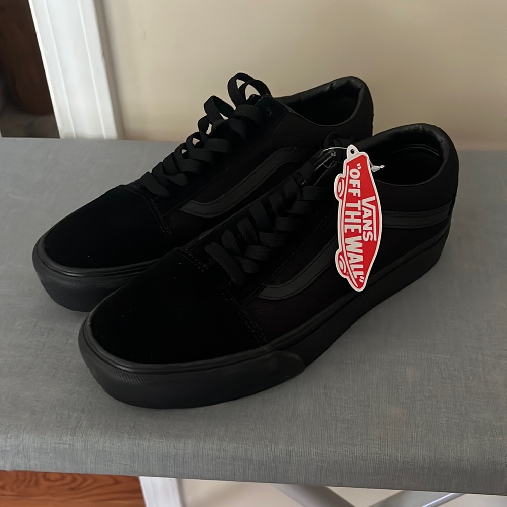 Black vans size 8